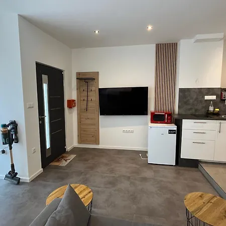 A&s Heuchelheim 1 Zi Eg アパート